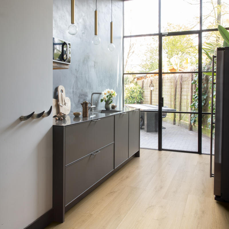 Quick-Step Perspective Nature: Our Most Refined, Water-Resistant Laminate Floor