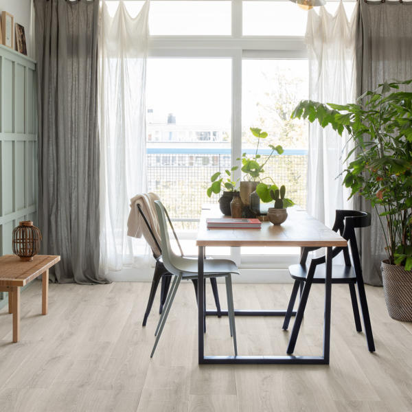 Quick-Step Perspective Nature: Our Most Refined, Water-Resistant Laminate Floor